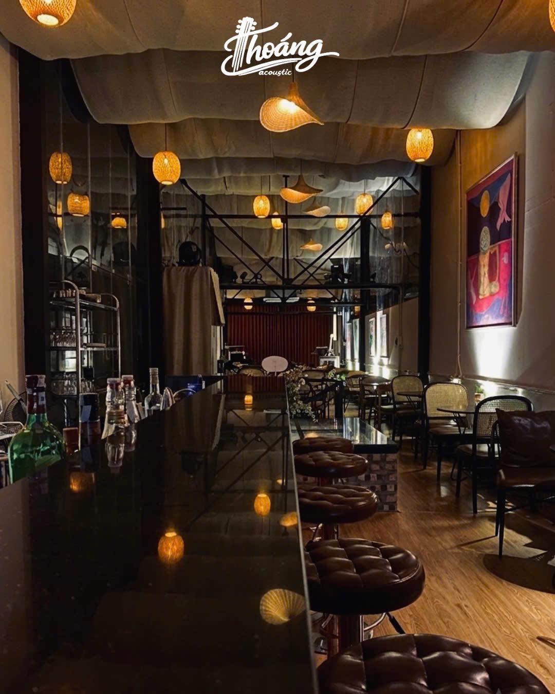 Thoáng Acoustic interior